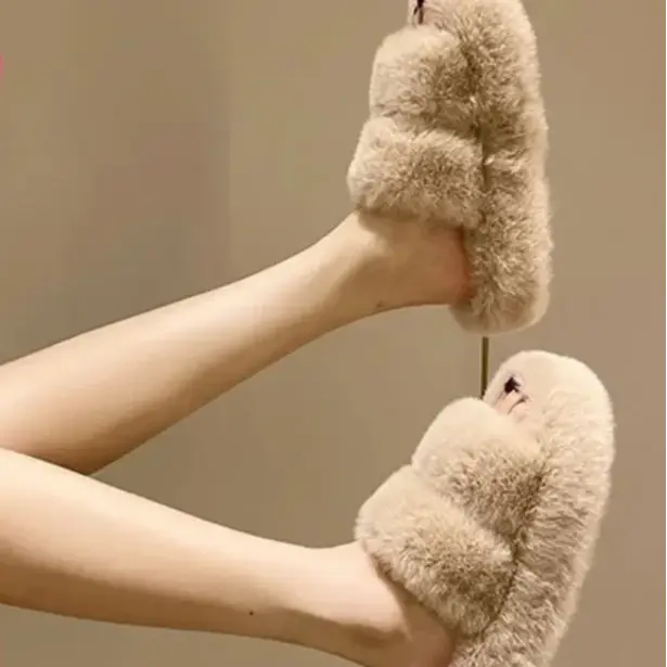 PANTOUFLEGRENOUILLEDUVETEUSES9