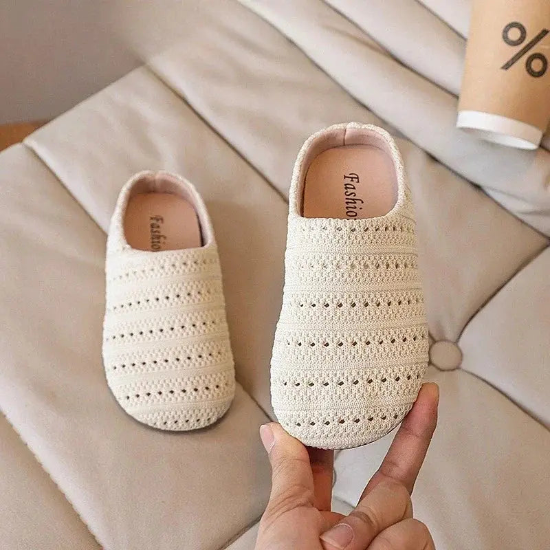 PANTOUFLES SIMPLE POUR FILLE8