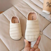 PANTOUFLES SIMPLE POUR FILLE8