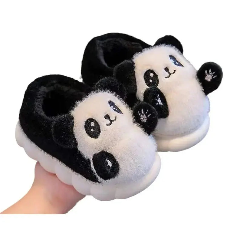 Pantoufle noir et blanc pour enfant3